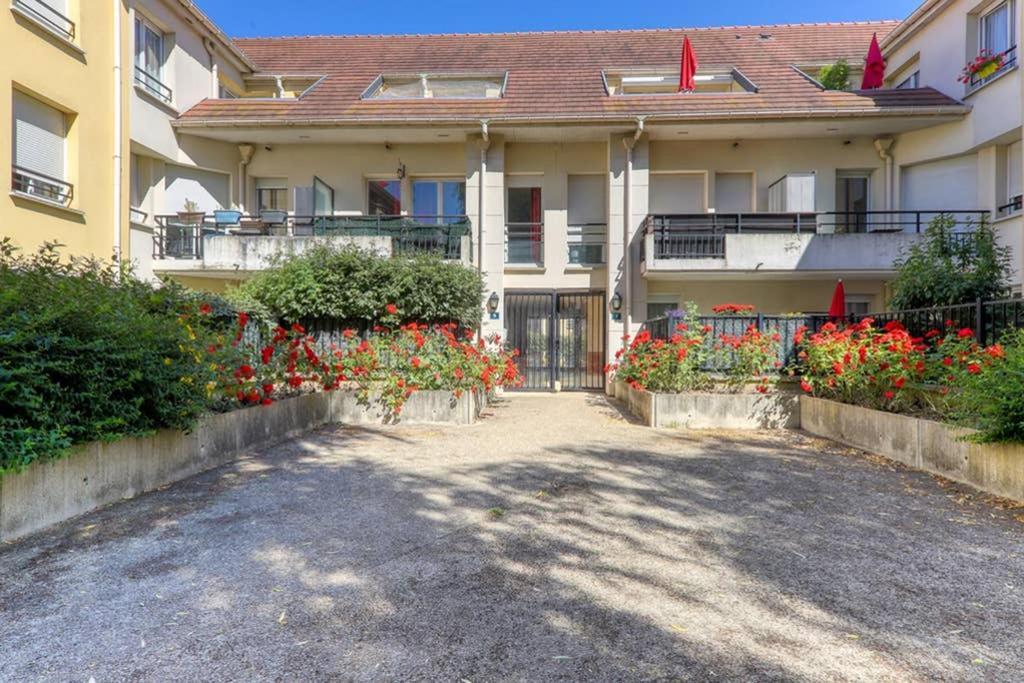 Amilly Park 6 Personnes 2 Chambres Pk Prive En Sous Sol Serris Buitenkant foto